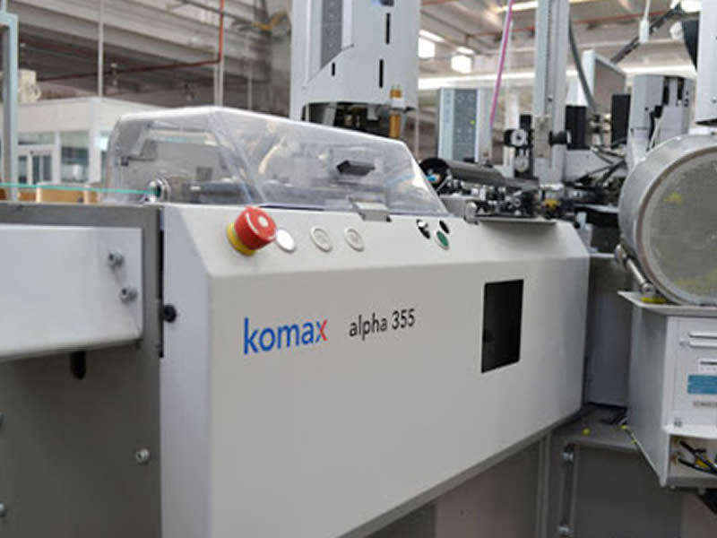 Komax Alpha 355 / 355s